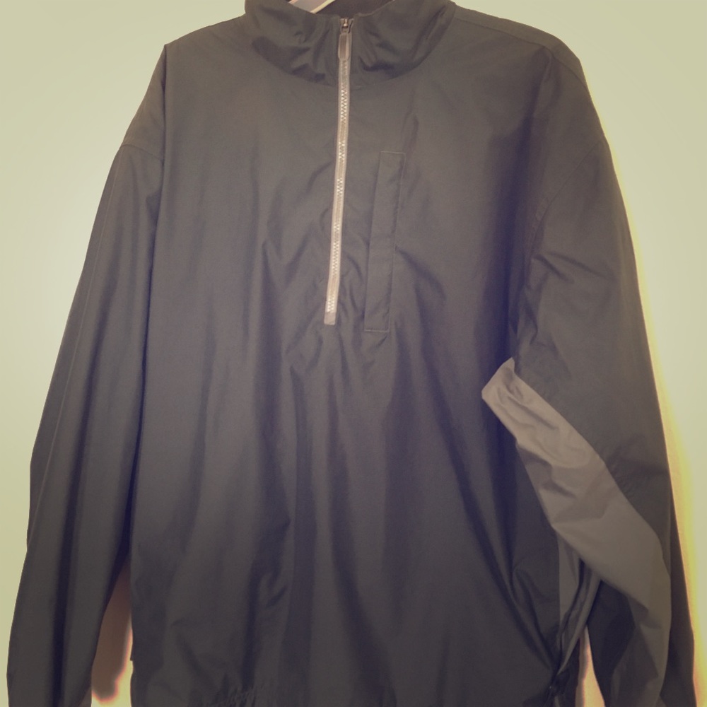 Adidas lightweight olive green jacket size large